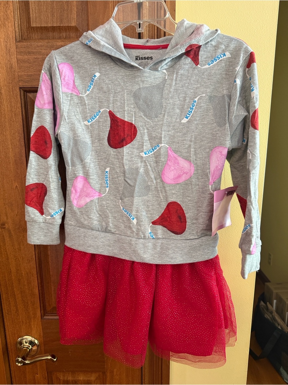 NWT Hershey’s Kisses Valentines Hoodie Dress Red, Pink, Gray Girls Medium 7-8
